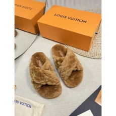 Louis Vuitton Slippers